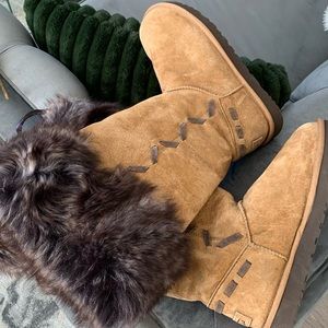 Ugg Australia tan new shearling fur tall boots